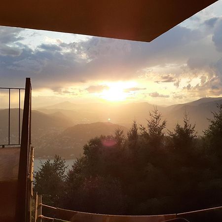 Il Nido Della Fenice Брунате Екстериор снимка